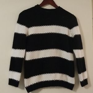 Forever 21 Black & White Sweater